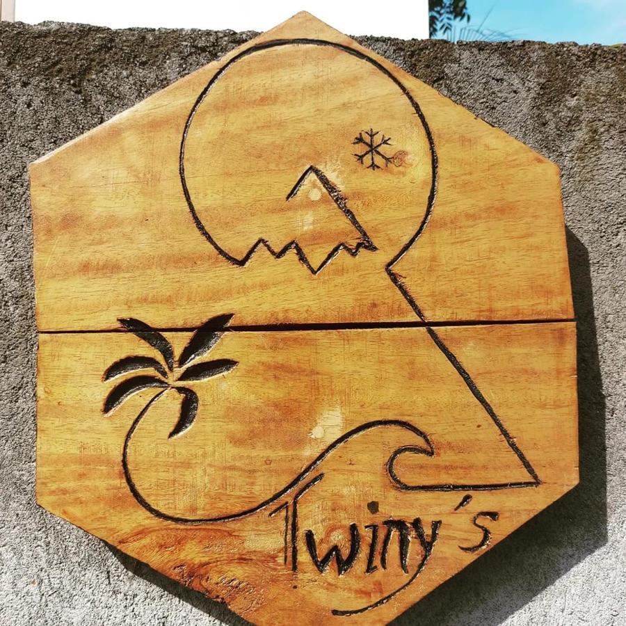 Twiny'S Hotel Kuta  ภายนอก รูปภาพ